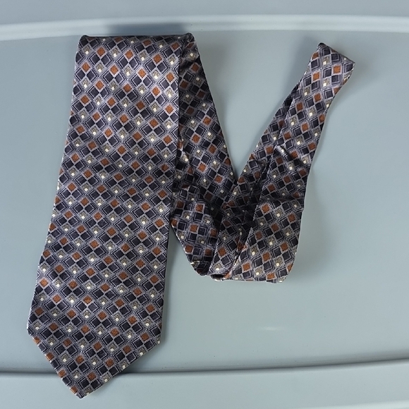 (J28) Van Heusen Diamond Pattern Tie - Black, Gray, Orange - Picture 1 of 4